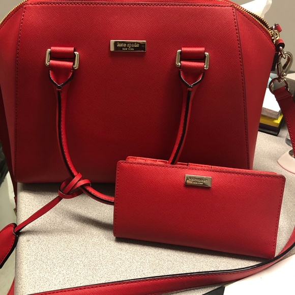 Kate Spade Handbags - Kate Spade Purse